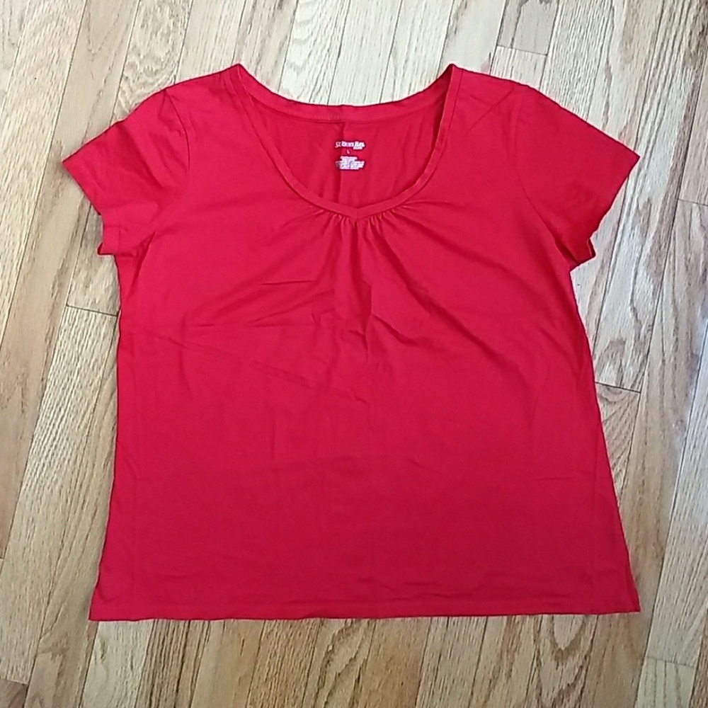 Red T-shirt with Gathered V-neck